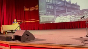 Фрагмент спектакля "Я буду жить долго"