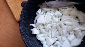 мойва на луковой подушки