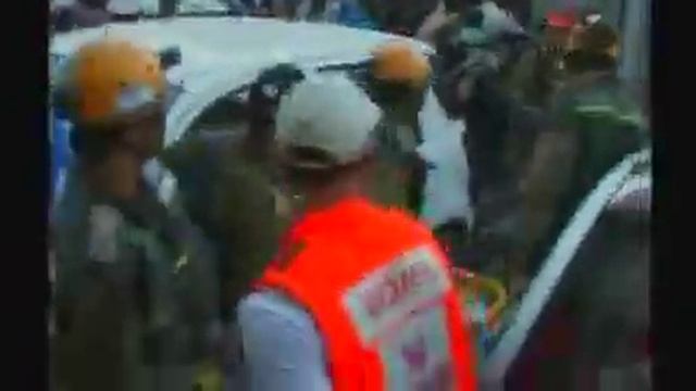 Man found alive after days trapped in quake rubble
