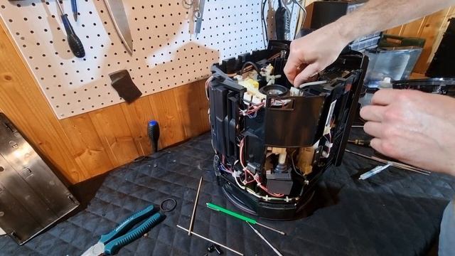 Krups ea90. Разбор. Чистка. смотреть онлайн