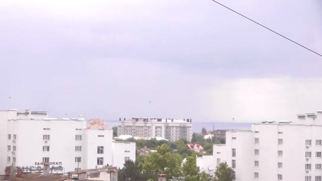 ЯЛТУ ОПЯТЬ НАКРЫЛО. БОЛЬШАЯ СЕРАЯ ТУЧА И ЛИВЕНЬ ДВИЖУТСЯ К ЯЛТЕ. 7 ИЮЛЯ 2021. смотреть онлайн