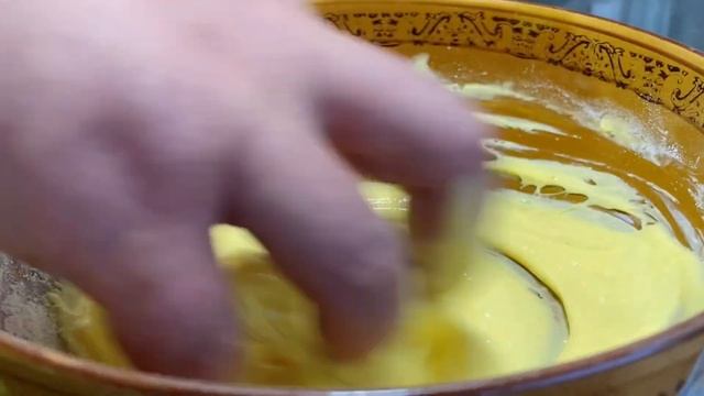 秋天要多吃蝦，教你沙拉蝦球的家常做法，外酥里嫩上桌就搶光【留意美食】#蝦 #沙拉蝦球 #蝦做法