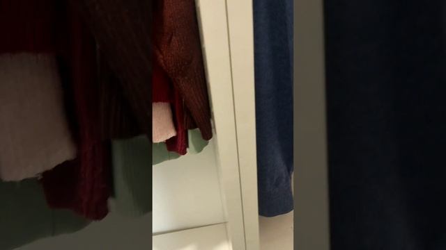 Как максимально полезно использовать пространство в гардеробной #гардеробная #дизайнинтерьера
