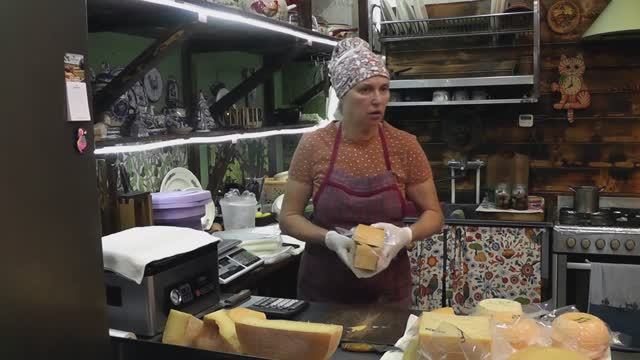 ПРЕДНОВОГОДНИЙ АЖИОТАЖ НА БЕЛОЙ КОЗЕ