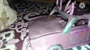 Слепил машину из пластилина!!