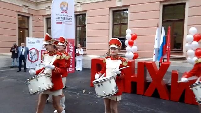 Шоу барабанщиц