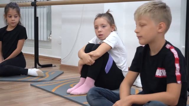 Первое занятие. Сезон 2021-2022. Продюсерский центр "Совершенство", г. Ульяновск смотреть онлайн