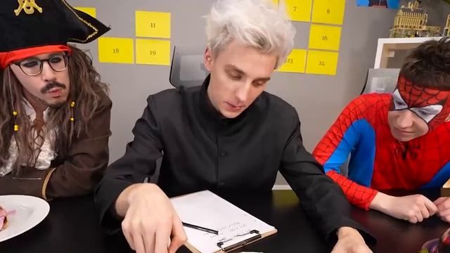 Пробуем ЕДУ из ФИЛЬМОВ  ! (А4)