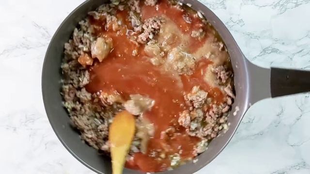 Easy Homemade Lasagna Recipe | Freezer Friendly Meals
