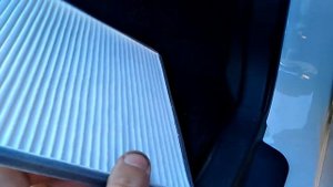 замена салонного фильтра GEELY emgrand