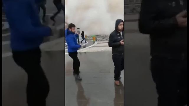 Реновация? Нет. Землетрясение 🫣 смотреть онлайн