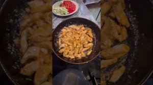 Рататуй с курицей. Это восхитительно! Обязательно попробуйте.))