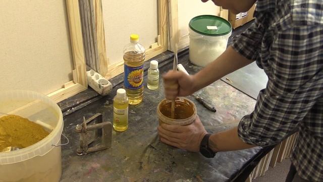 Охра. Как сделать масляную краску. Ochre. How to make oil paint.