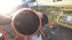 Снова попадос // Тротуарная плитка получилась с раковинками // Будни ассенизатора