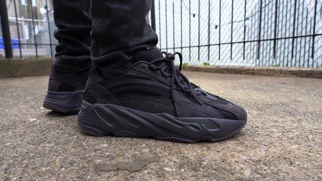 Adidas YEEZY Boost 700 V2 VANTA Review & On Feet