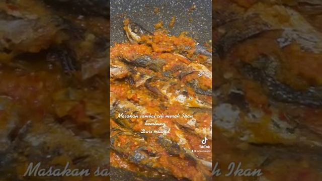 Cili merah Segar Sambal Ikan kembung#kicap maajid#kordial Q’nee#kicap