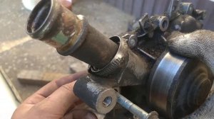 как просто снять помпу вито 638 112 680