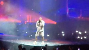 Davido Performs 1 Milli at O2 Arena London 2022