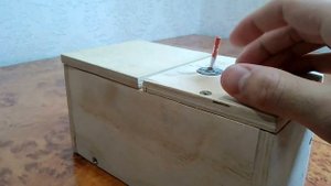 Бесполезная коробка (на Arduino)