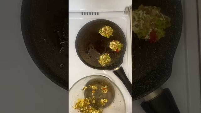 Оладьи из брокколи и гречки. Завтрак идея. #пп #безглютена #оладьибезмуки