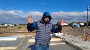 Строительство монолитного дома NEXT 94. Фундамент. Опалубка для монолитных стен.