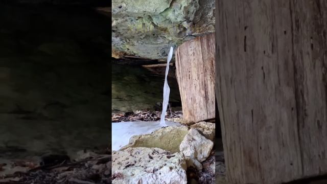 Потрясающее видео с мартовского водопада Дарина