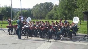 Марш Триумф победителей исполняет ЦВО МО