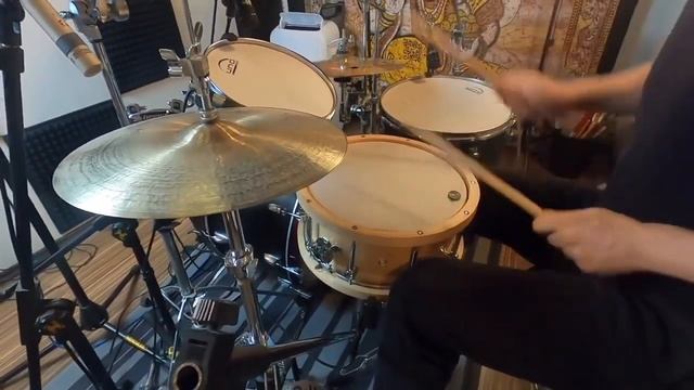 Ludwig Black Panther 1976 & Mahir Saraç Custom Snare смотреть онлайн