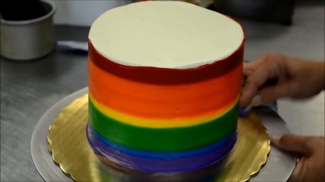 How to make a Rainbow Birthday Cake