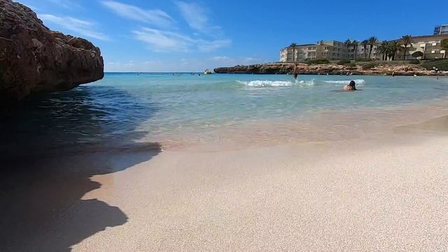 Cala 'n Bosch Menorca - beach vibes - Oct 2022