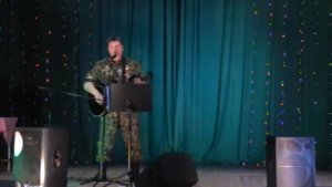 Эдуард Тарабеш- концерт в Каджероме, песня - "Водочка".