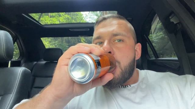 Энергетик "Эу, пацан! чего вялый? Сила улицы" зеленый смотреть онлайн