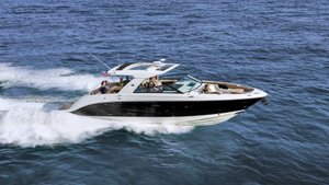 Катер Sea Ray SLX 400