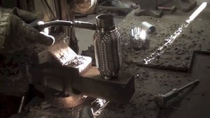 Замена гофр на автомобиле Nissan Teana - Мир Глушителей