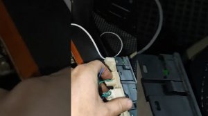 Land Cruiser 200 не работает указатель топлива и подогрев сидений l причина известна l решения нет