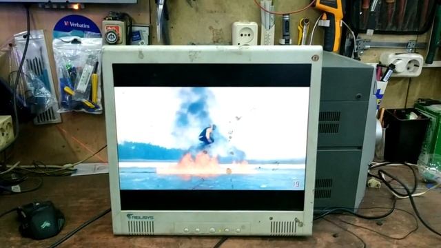 РЕМОНТ МОНИТОРА RELISYS TL-766-RE, ЗАМЕНА ТРАНЗИСТОРНЫХ СБОРОК 4501SD И ЭЛЕКТРОЛИТОВ. СВОИМИ РУКАМИ.