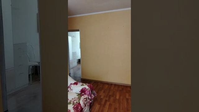 Показываю квартиру