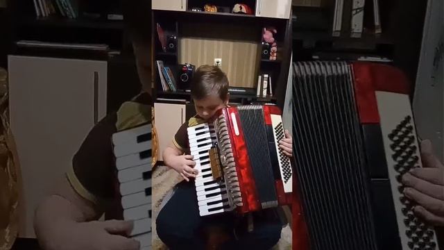 С любовью, Ваня Гомольский!
