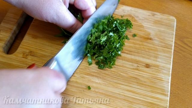 ЖАРЕННЫЕ БАКЛАЖАНЫ С ПОМИДОРАМИ И ЧЕСНОКОМ! САМАЯ ВКУСНАЯ ЗАКУСКА!