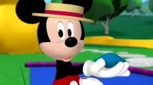 Clarabelle's Muffin Toss | Mickey's Mousekersize | Disney Junior