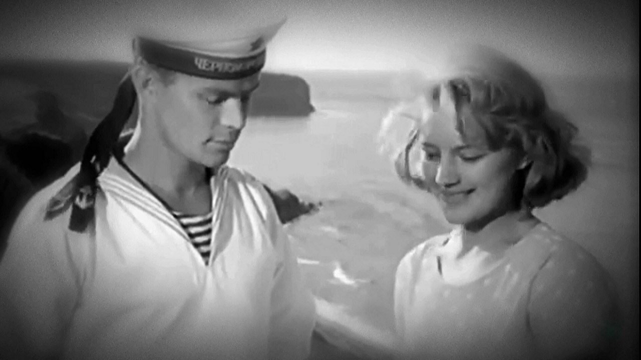 На побывку едет молодой моряк фото. Текст песни на побывку едет. На побывку молодой моряк скляр. На побывку едет молодой моряк слова. На побывку молодой моряк скляр.