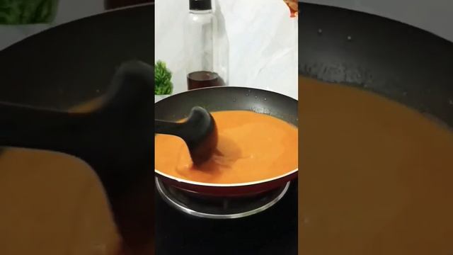Tomato soup 🍲#ytshortsindia #cookintips #potatorecipes #tomatosoup #indianrecipes #coockingtips