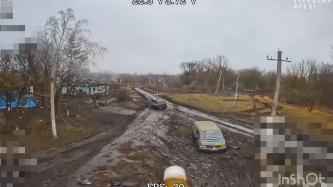 Поражение транспорта ВСУ в Курской области смотреть онлайн