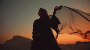 Avensis - Libre (Official Video)
