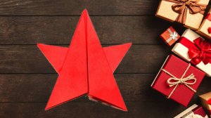 Новогодние елочные игрушки из бумаги