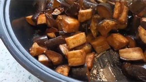 печеный баклажан+печеный картофель в казанках