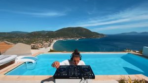 pool party house mix