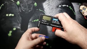 Battery Tester   ANENG BT 168 PRO