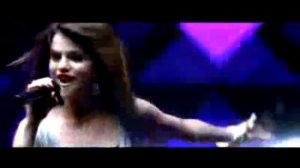 Selena Gomez/Michael Jackson-Falling Down/Beat It [Mash-Up]