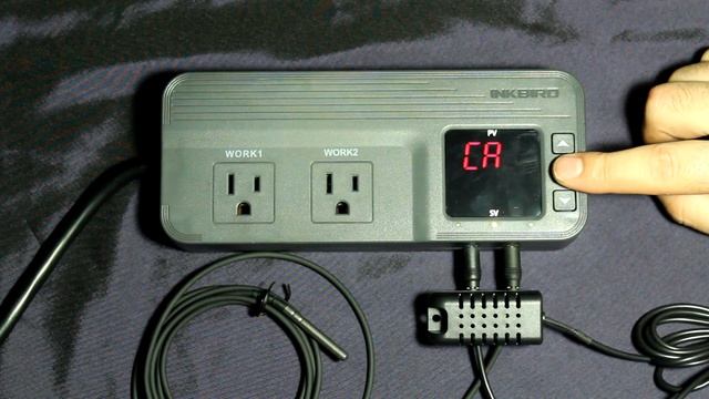 Inkbird ITC 608T Humidity and Temperature Controller Setup + Programming смотреть онлайн